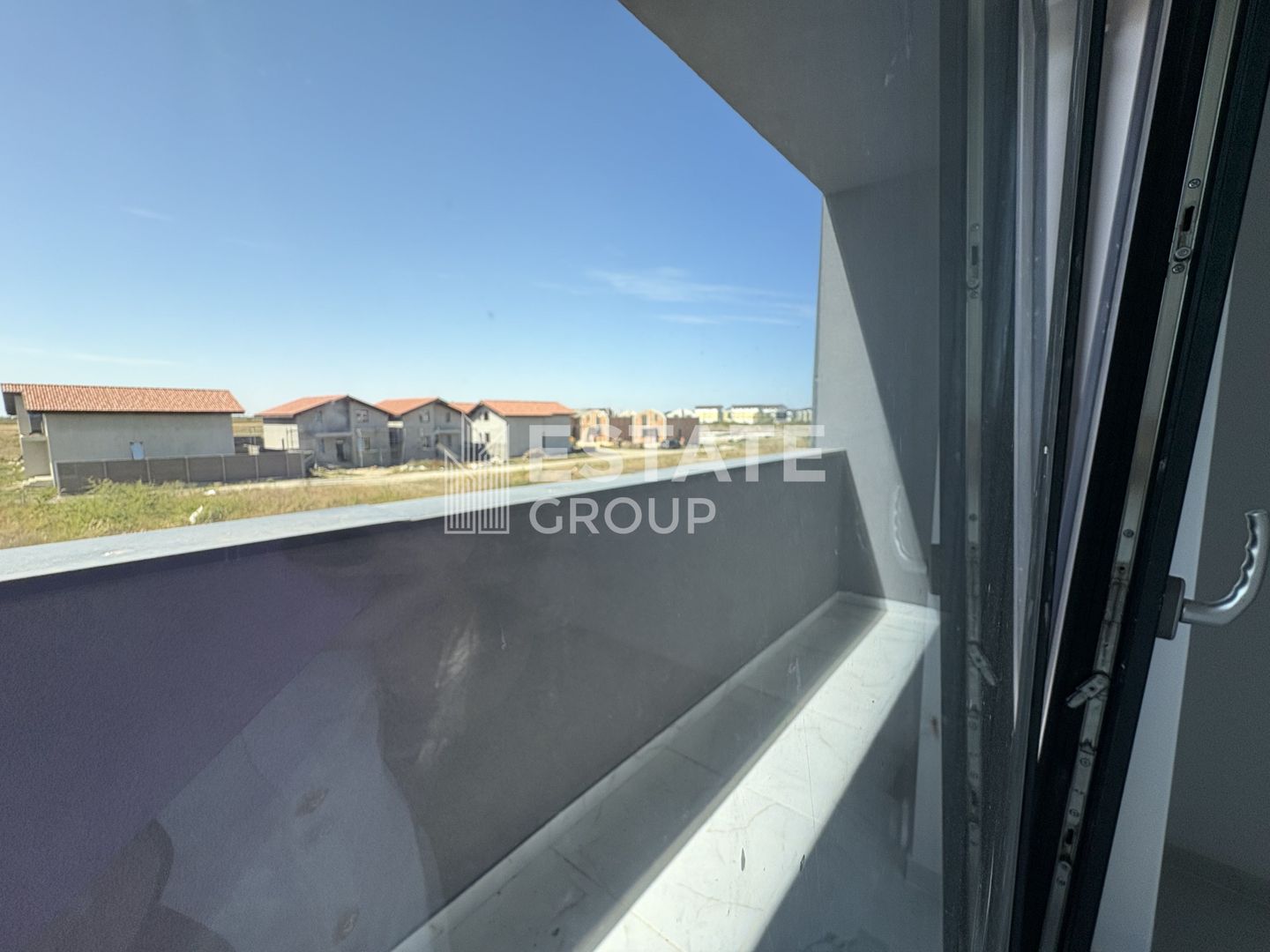 Apartament cu 3 camere in Giroc - Poză 3