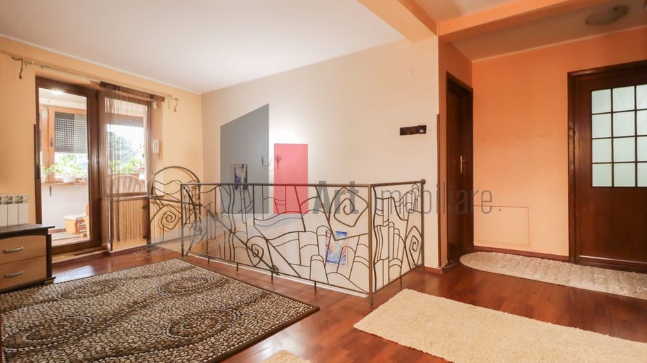 Vila "VARDA" , 200 MP utili, teren 160 mp - Poză 6