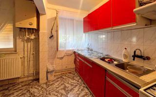 Investiție Rară: 2 Camere Ultracentral + Garaj Mare. - Poză 6