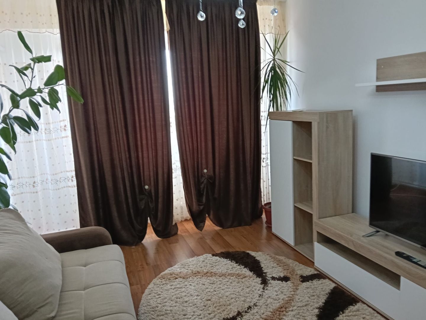 De inchiriat apartament spatios cu vedere la Dunare , etaj 5, 500 euro - Poză 6