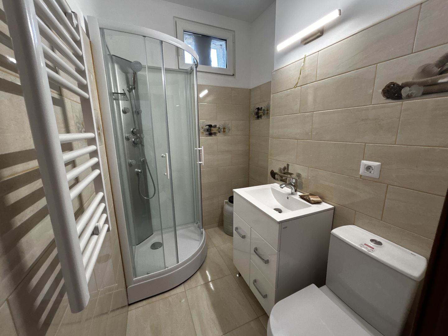 Piata Domenii- Apartament 2 camere cochet, semi-mobilat si utilat - Poză 5