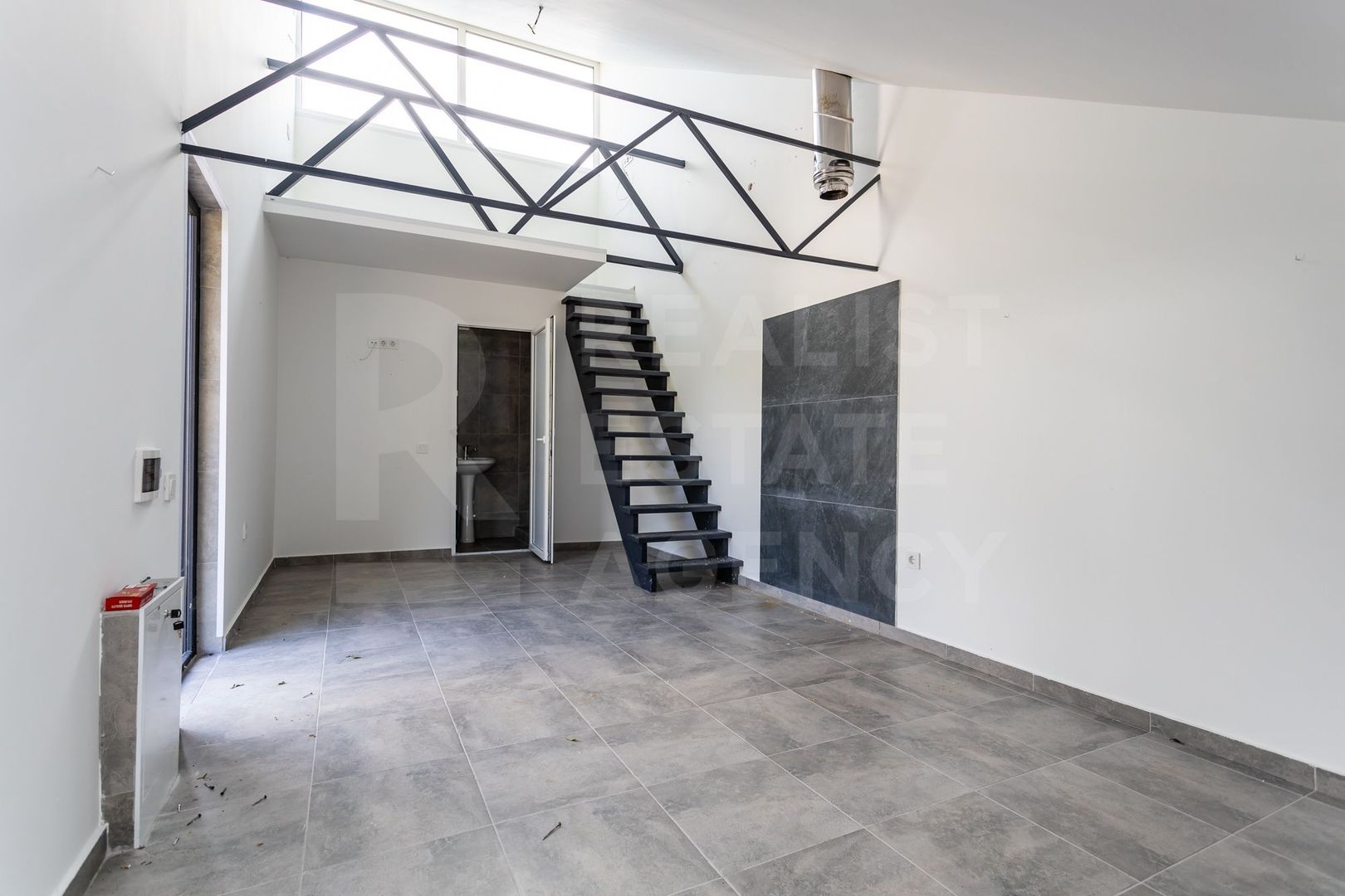 Vânzare, casă, 2 nivele, 122 mp, strada I.P. Izvoraș, Criuleni - Poză 32