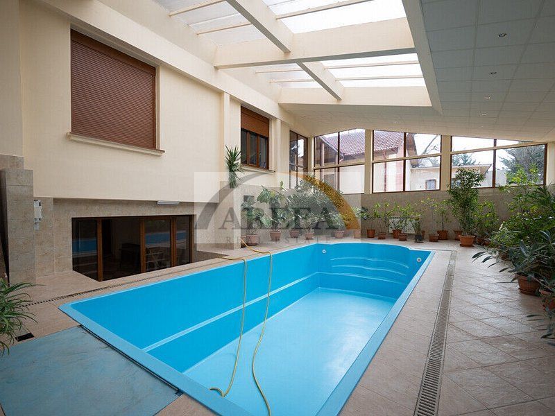 Vila cu 750 mp utili si teren de 1.480 mp in Erou Iancu Nicolae - Poză 37