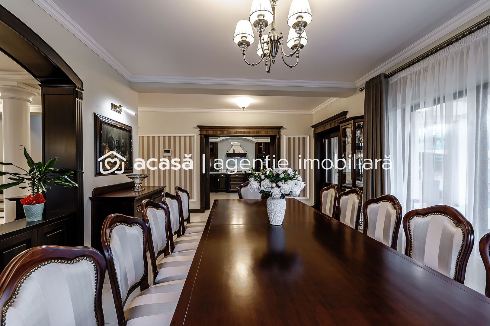 PRET NOU!!!   Vilă de Lux în Grădiște - Poză 3