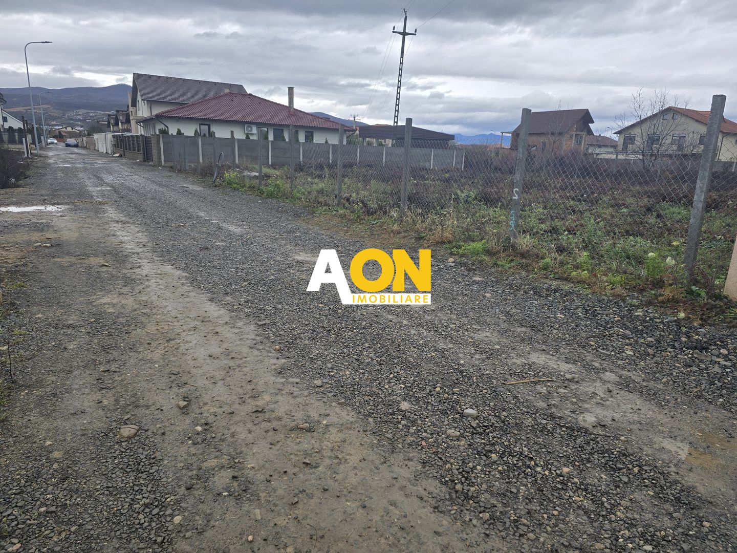 Teren 540mp Dealul Furcilor, Pretabil Duplex - Poză 2