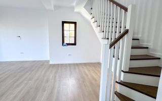 Duplex unit prin camera tehnica Mosnita Noua, pozitie excelenta - Poză 6