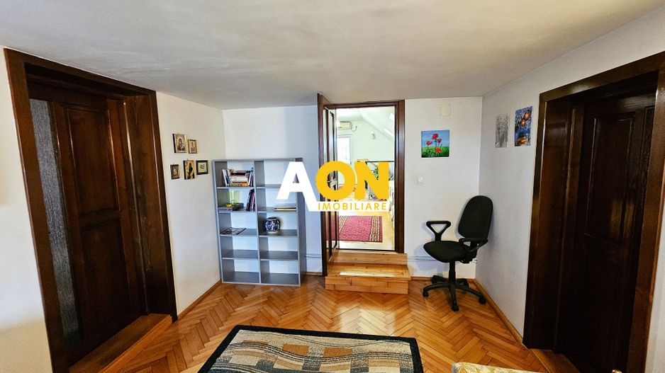 Casa 6 camere, 715 mp teren, langa Cetatea Alba Carolina - Poză 5