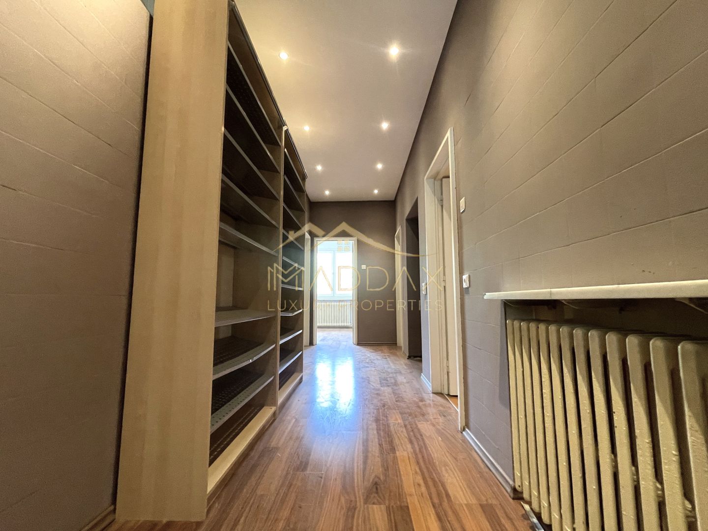 4 rooms ***203 SQM useful*** / 38 SQM terrace + garage / Primaverii - Poză 34