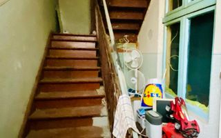 Casa singura in curte - Poză 14