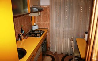 Apartament 2 camere de inchiriat, zona centrala Tg Cucu-Podu de Fier, complet utilat si mobilat - Poză 4