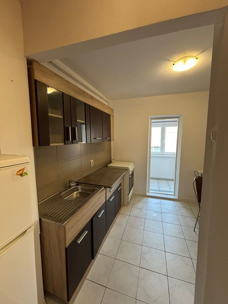 Apartament 2 camere, decomandat | Etaj 2 | Zona Dedeman - Poză 1