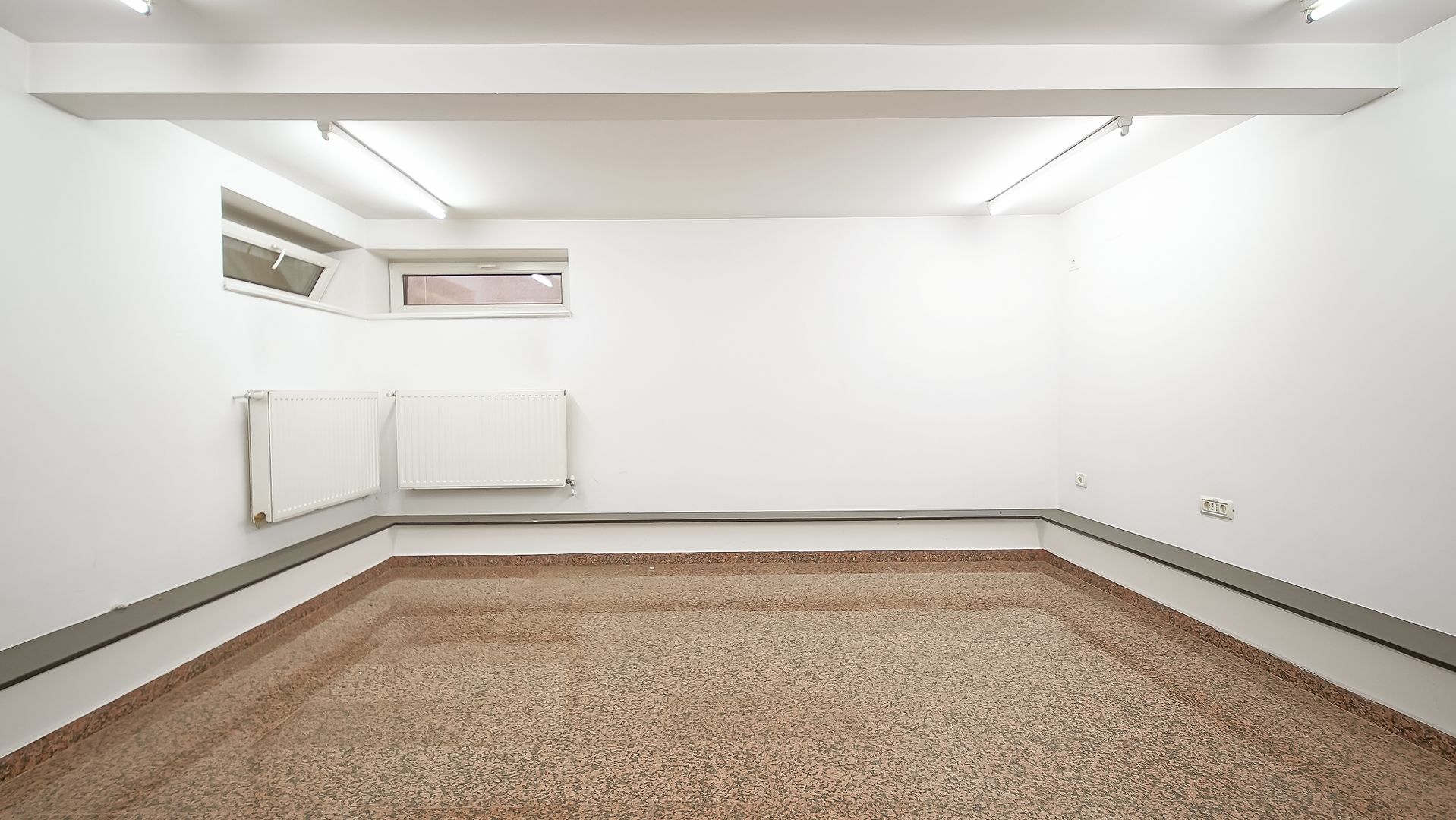 COMISION 0% - Spatiu Comercial de închiriat - Bulevardul 15 Noiembrie - Poză 9