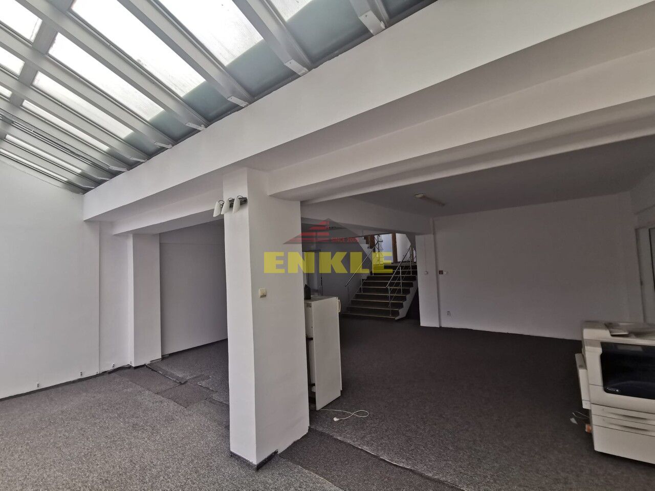 Închiriez spațiu comercial - Poză 1