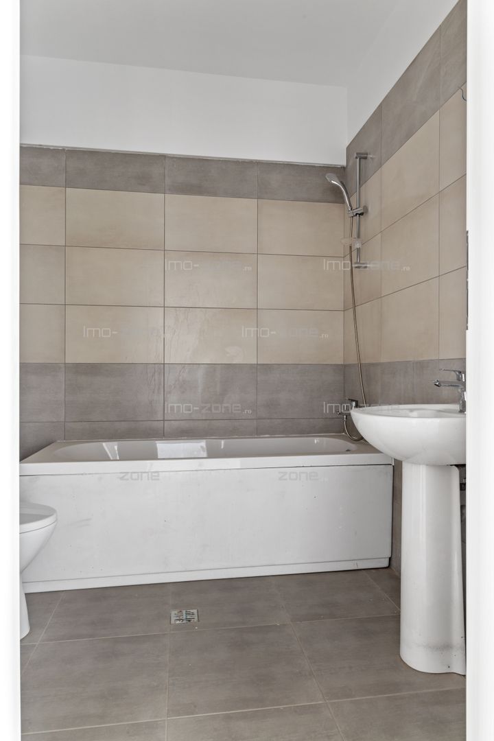 The Building 54 - Uverturii 155 - Poză 28