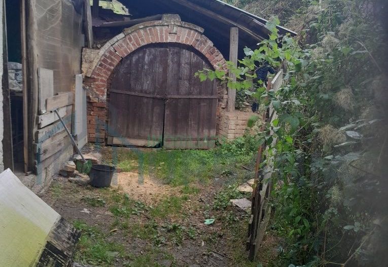Teren 1.600 mp cu casă locuibilă și anexă în Hlincea, Ciurea - Poză 5