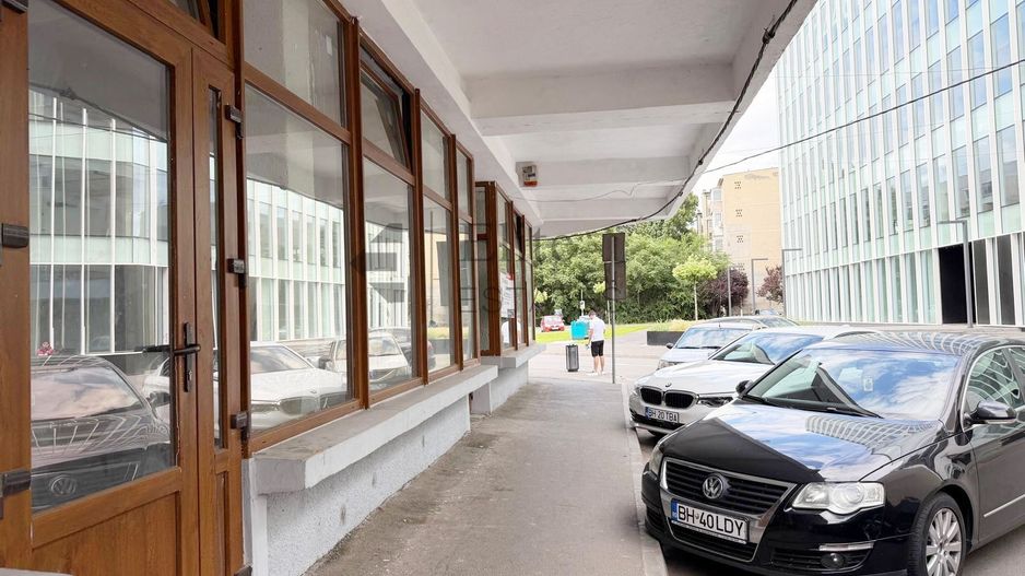Spatiu comercial 268 mp Piata Cetatii | Vitrina mare | Parcare - Poză 9