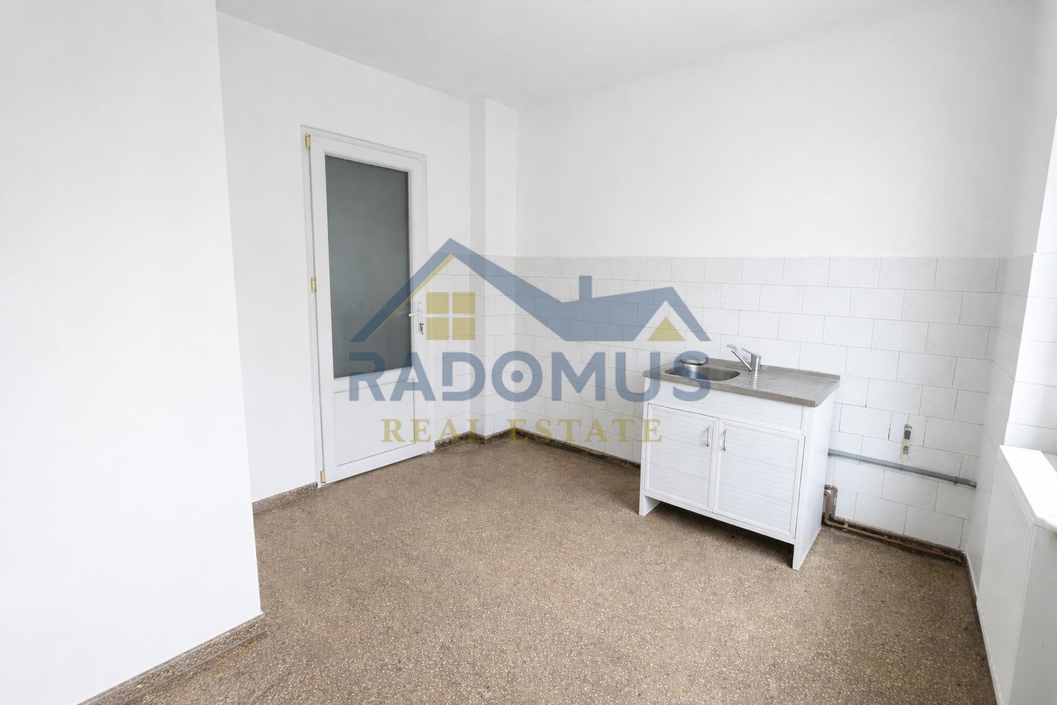 Apartament 3 camere – Ploiești Vest, Complex Dinu | Decomandat - Poză 8