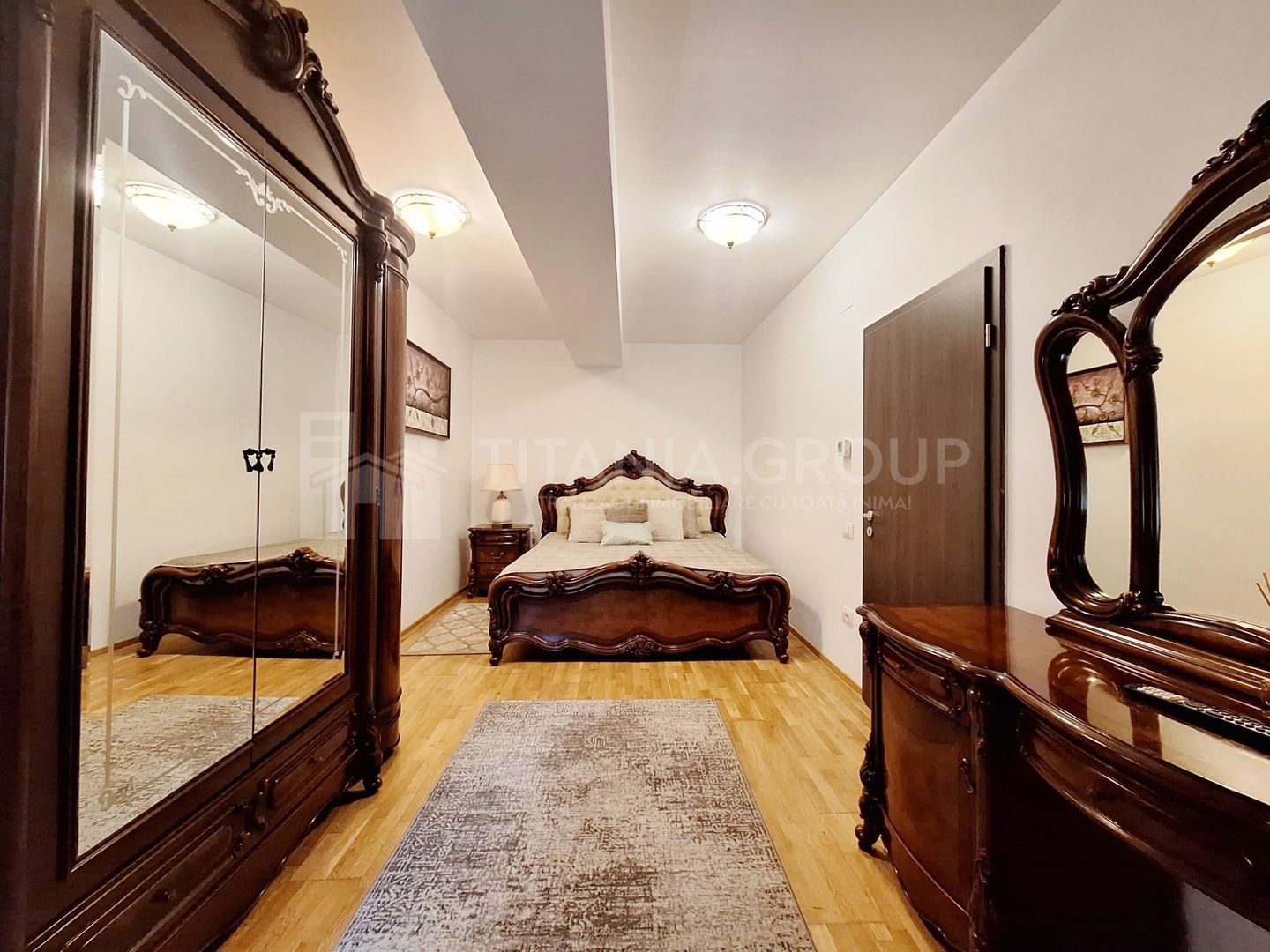 Apartament in centru langa Universitate, cu parcare subterana - Poză 7