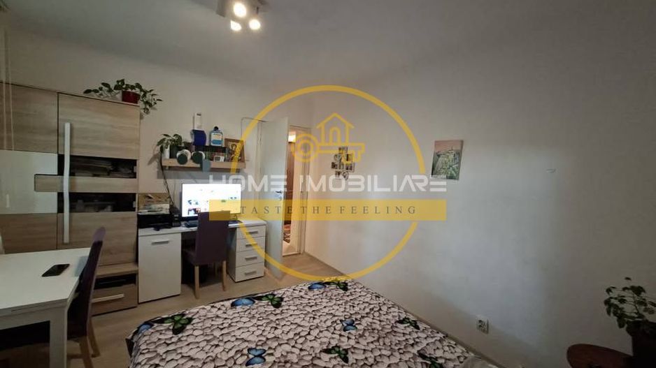 Ap 2 camere decomandat Alexandru cel bun 79900 euro - Poză 1