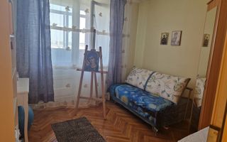 Apartament 4 camere cu scara interioara - Poză 4