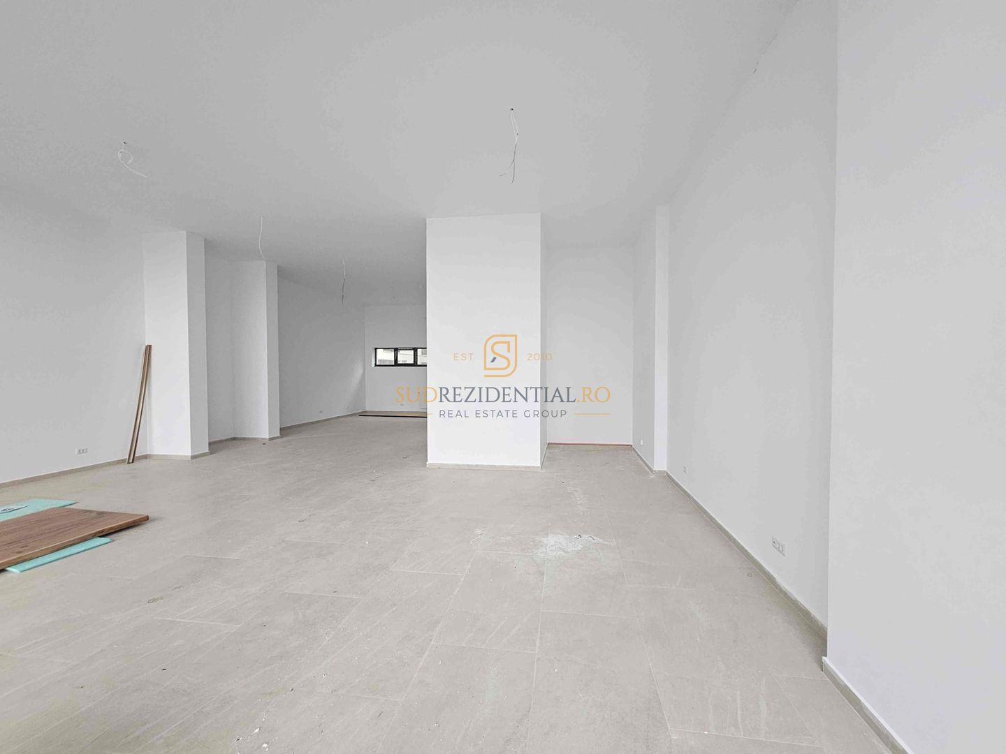 Închiriere spațiu comercial 126 mp – vitrină ampla, poziție premium - Poză 13