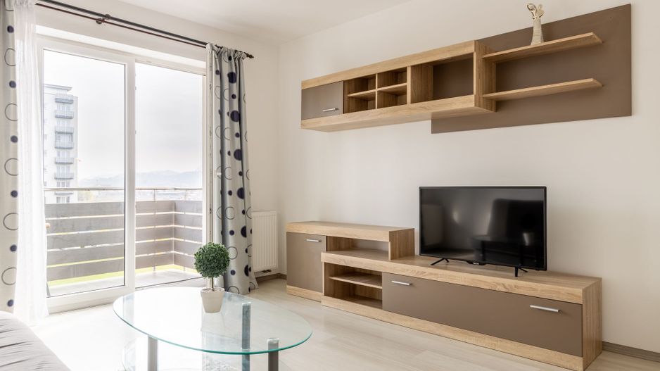 Oferim spre inchiriere apartament 2 camere etaj intermediar - Poză 2