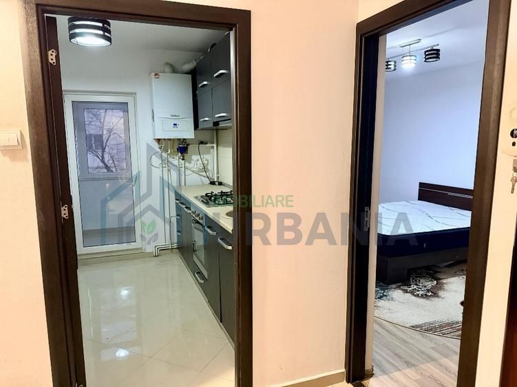 # Închiriez apartament 3 camere decomandat - Iași - zona Nicolina 1 - Poză 4