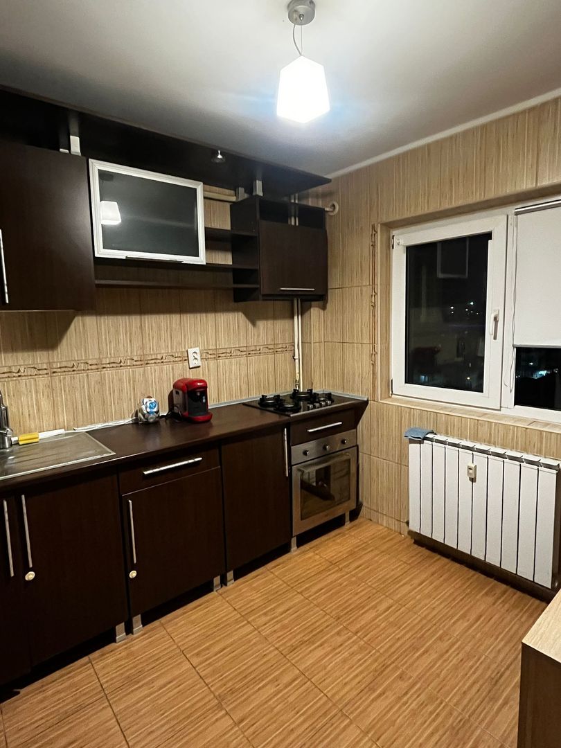 Apartament 3 camere Titan, pet friendly, 2 balcoane, mobilat modern - Poză 3