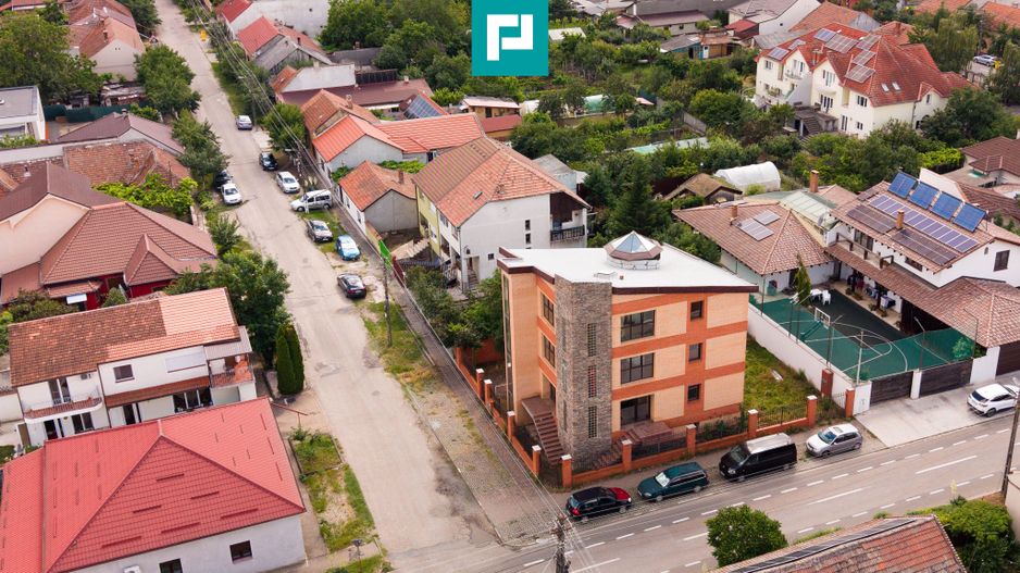 Clădire comercială în zona Grădiște - Poză 39