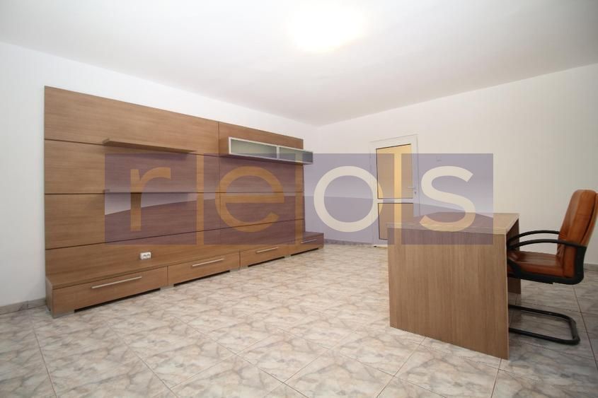 VANZARE 3 CAMERE | 2 BAI | ZONA DECEBAL - Poză 2