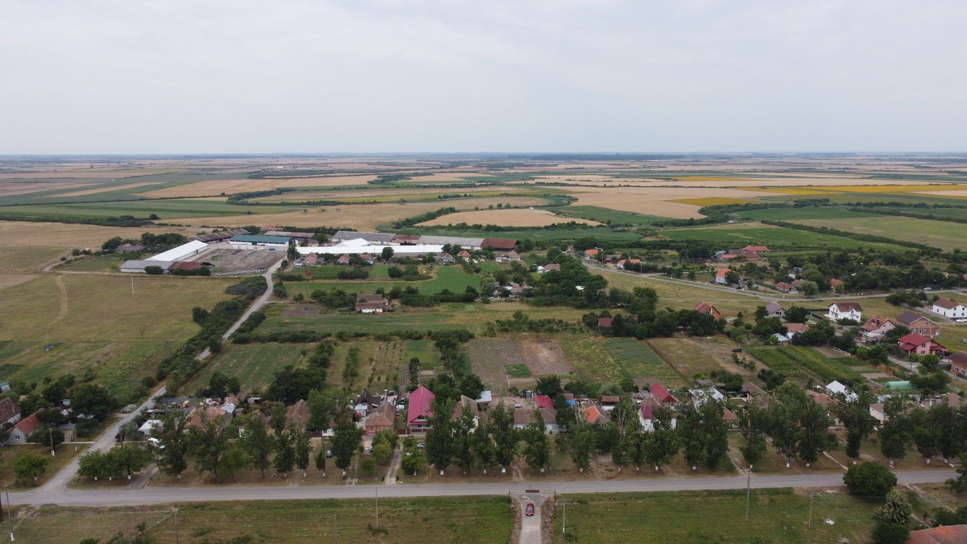 Proprietate industriala la 30 km exterior sud Timisoara - Poză 2