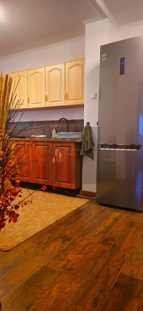 Apartament 2 camere, semidecomandat Rahova - Poză 4