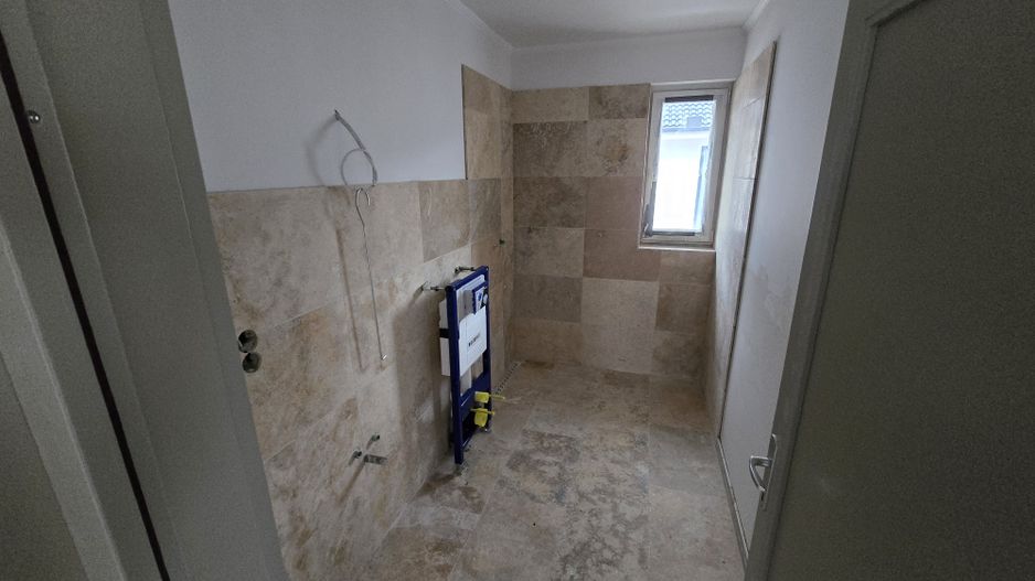 Casa la cheie 130mp 4 camere,2 băi,700mp teren,Livezeni - Poză 13