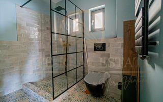 Năvodari - Casă exclusivistă cu ponton privat – Primul rând la lac - Poză 17