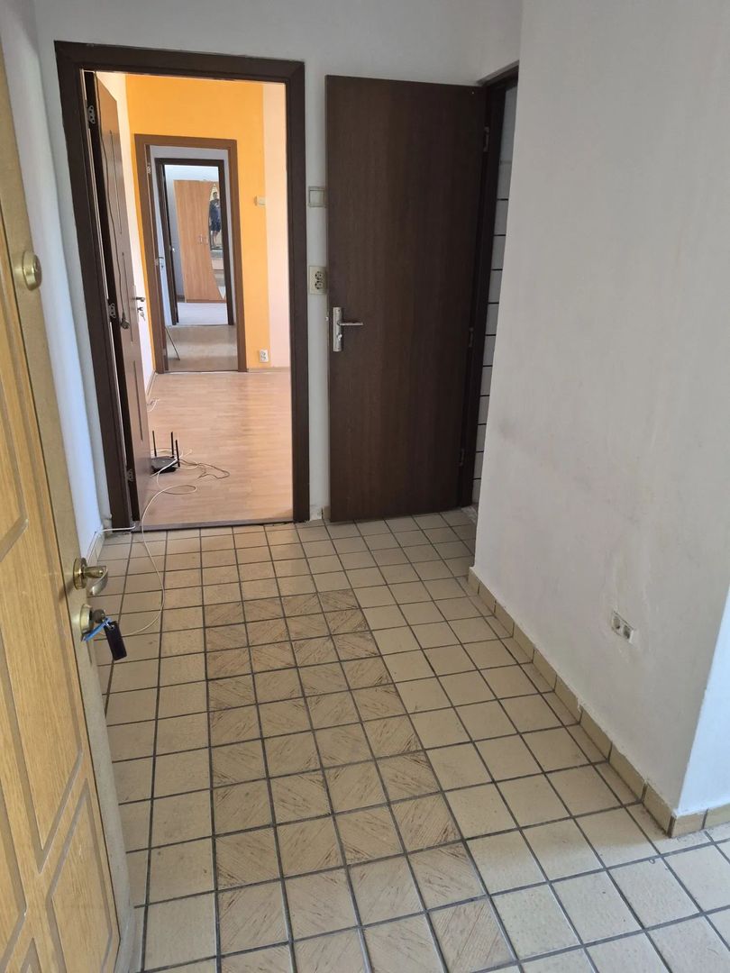 Apartament 3 camere | 55 mp | Centrală proprie | Piața Doina | - Poză 6
