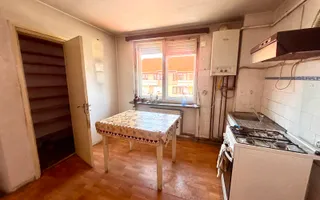 Apartament 3 camere central Ștrand cu garaj si boxa - Poză 15