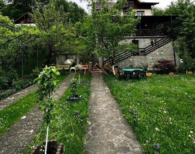 Casă de vacanță D+P+E+M, teren 559 m2, Lunca Mare, Prahova - Poză 4