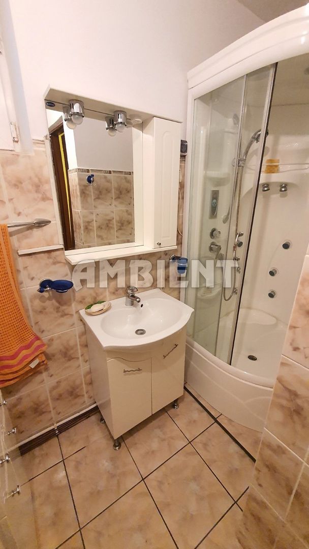 Apartament 3 camere, parter, zona BAZAR; - Poză 3