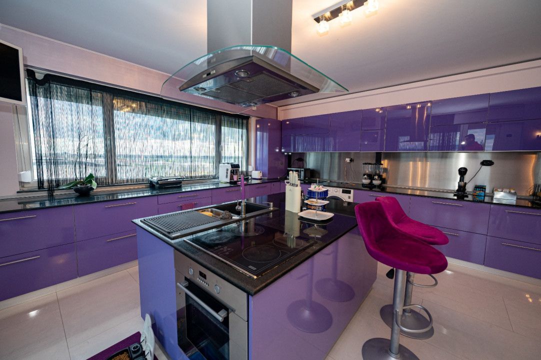 Statiunea Mamaia -UNICAT- Penthouse 220 mp cu vedere frontala la mare si jacuzzi - Poză 13