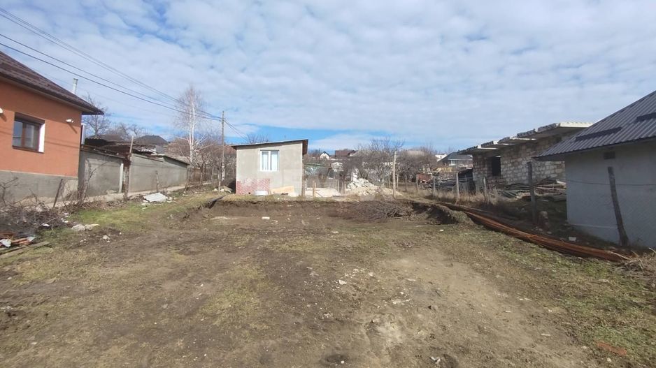 Oportunitate excelentă în Băcioi – teren pentru construcție 11 ari - Poză 1
