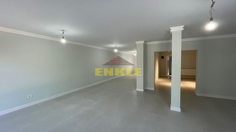 Spatiu comercial, 101 mp renovat complet - Poză 1