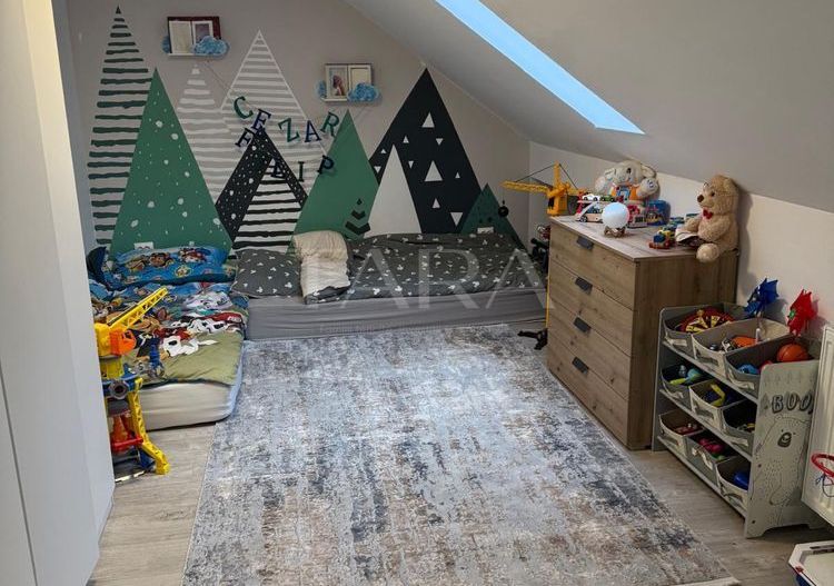 Apartament 4 camere pe două niveluri, 98 mp – Baciu, zona Regal - Poză 8