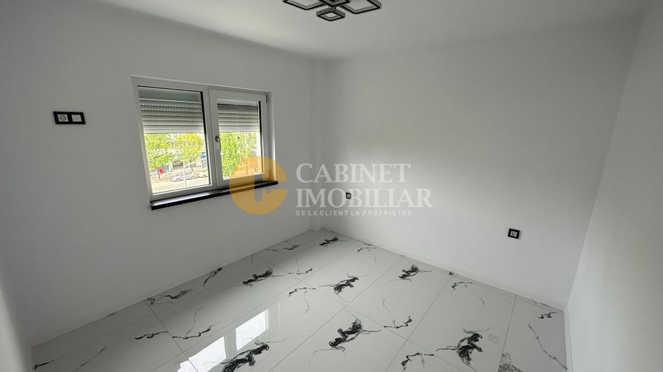 PODUL DE FIER - 2 camere decomandat - etaj intermediar - bloc 1982 - Poză 5