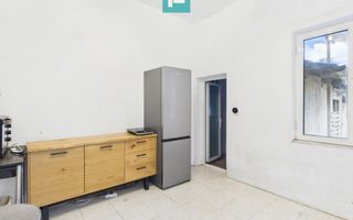 Casa cu 4 camere zona Funcționarilor - Poză 7