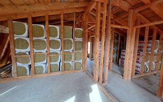 Casa moderna la rosu in Cristian - Poză 10