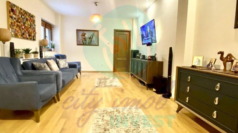 Vila cocheta cu teren de 400 mp - Poză 9