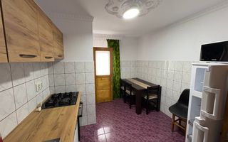 | Apartament 3 camere | de închiriat | Rădăuți jud. Suceava | - Poză 9