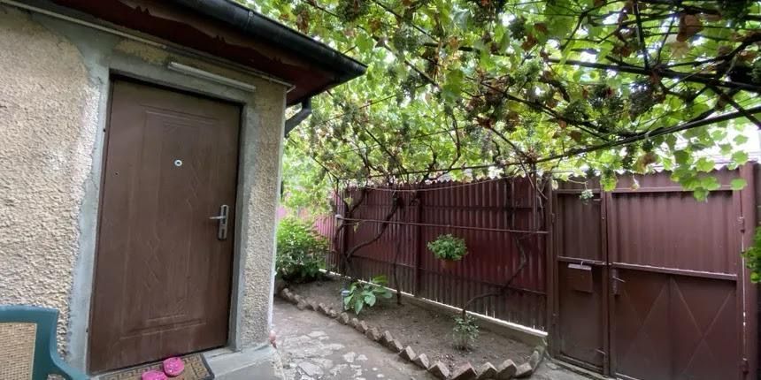 Casa de vanzare curte individuala zona Stefan cel Mare - Poză 3