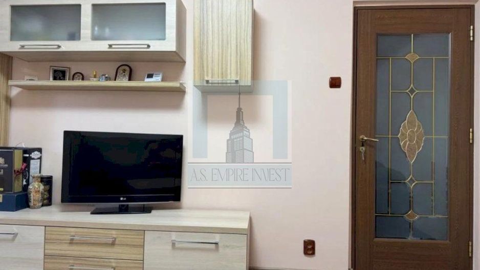 Ap 3 camere decomandat - zona Tractorul - Poză 1