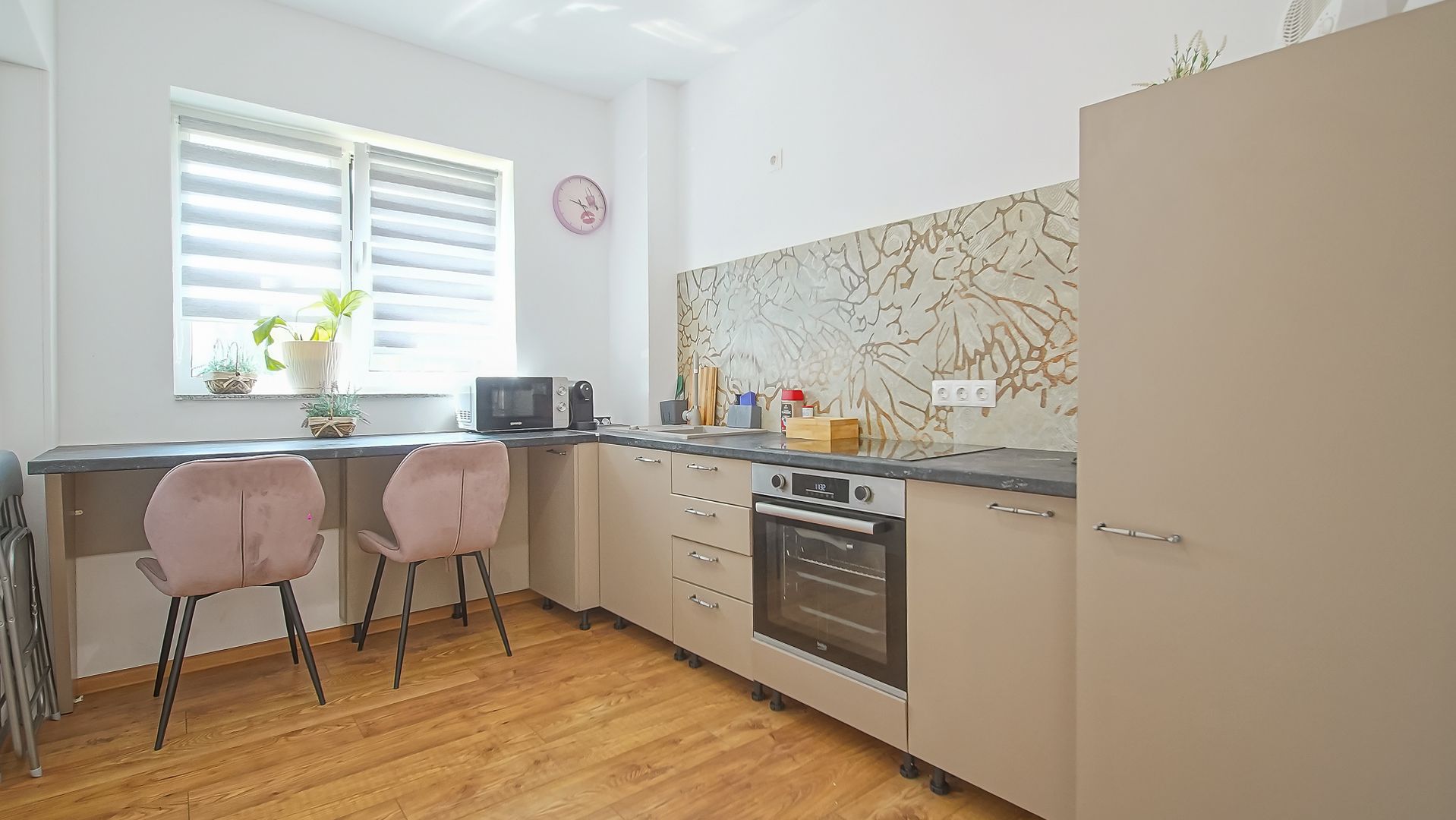 Apartament modern cu 2 camere, parcare și boxă – Avantgarden Faza 5 - Poză 4